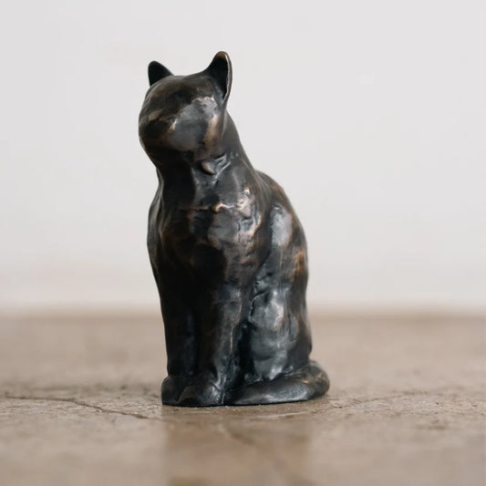 RBM CAT ON MEMORIAL POST - FIGURINE ONLY