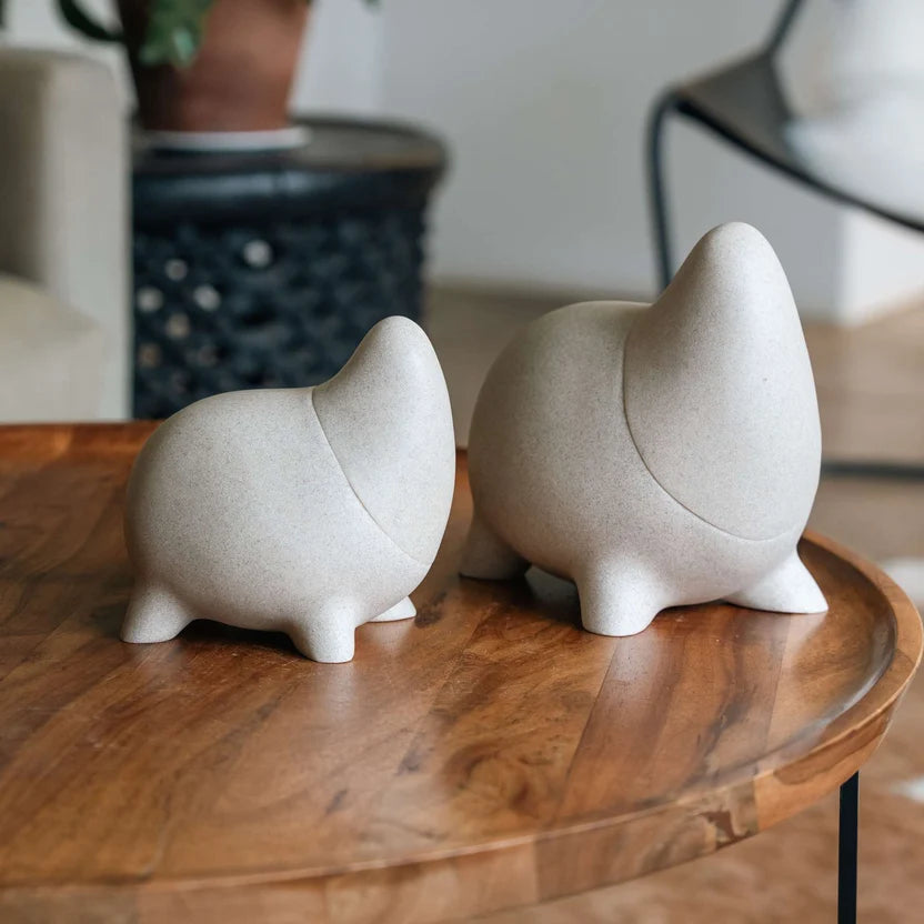 RBM 4 LEGGED SAND RESIN PET URN SMALL