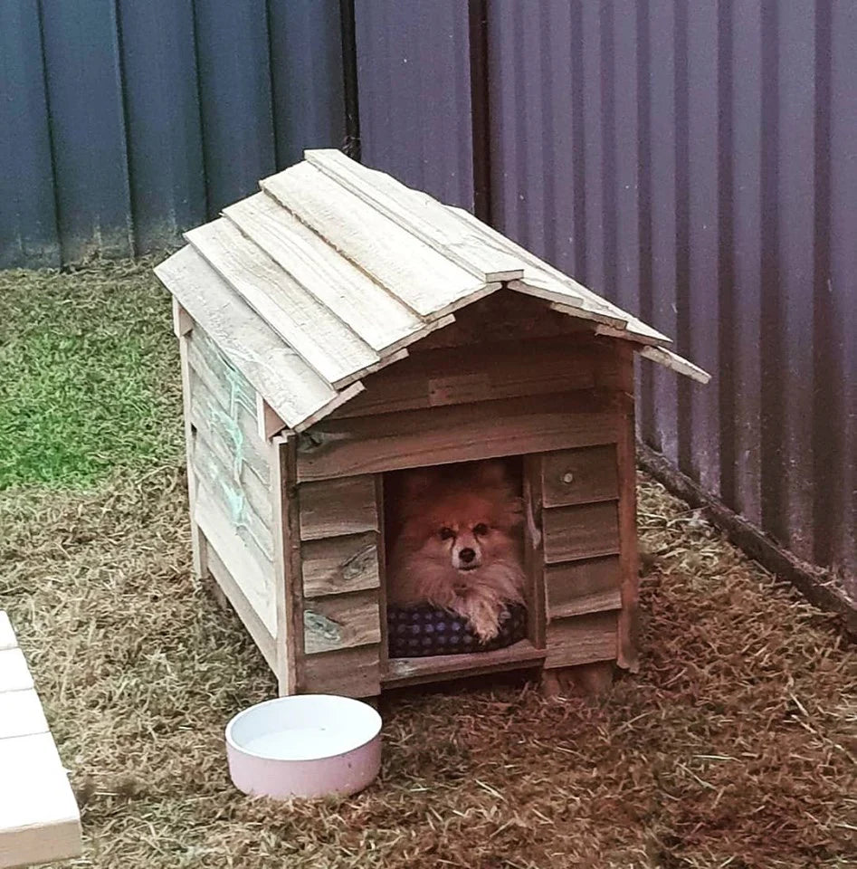 TRADITIONAL KENNEL SMALL